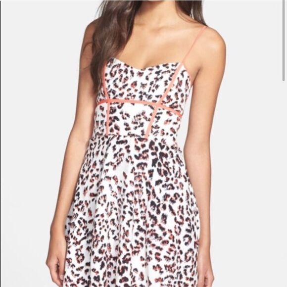 (last call) Parker Dress Roland White Leopard Print Silk Fit & Flare Mini Dress - Picture 3 of 10